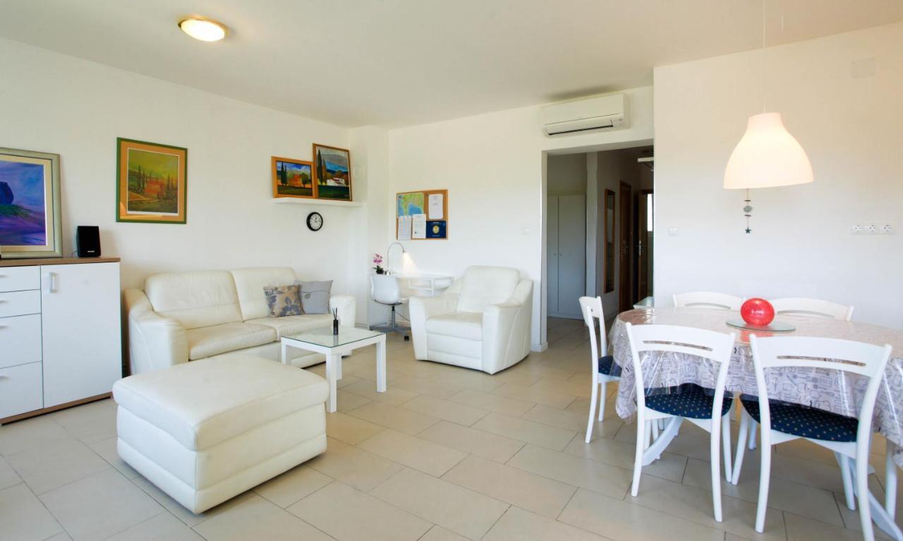 שילו Apartman Kimi מראה חיצוני תמונה