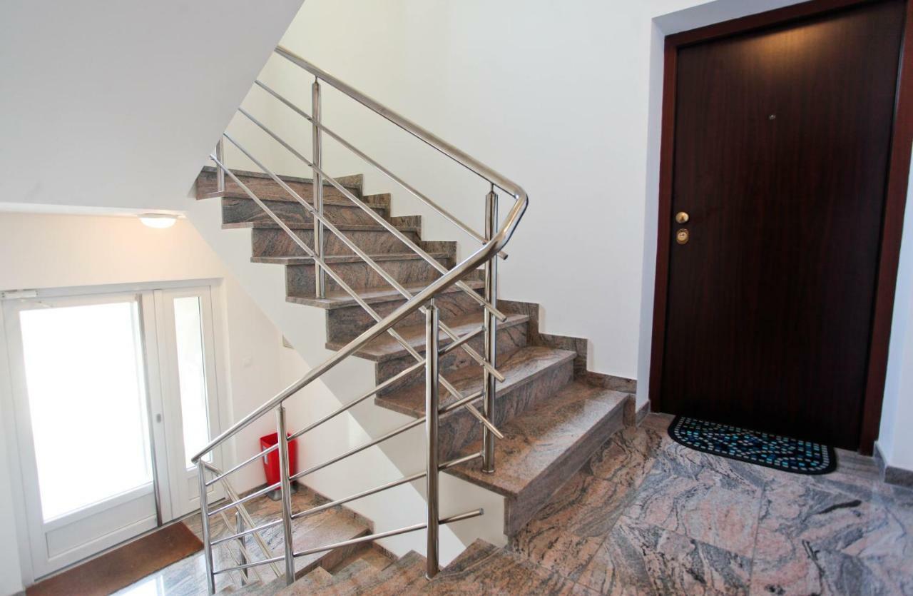 שילו Apartman Kimi מראה חיצוני תמונה